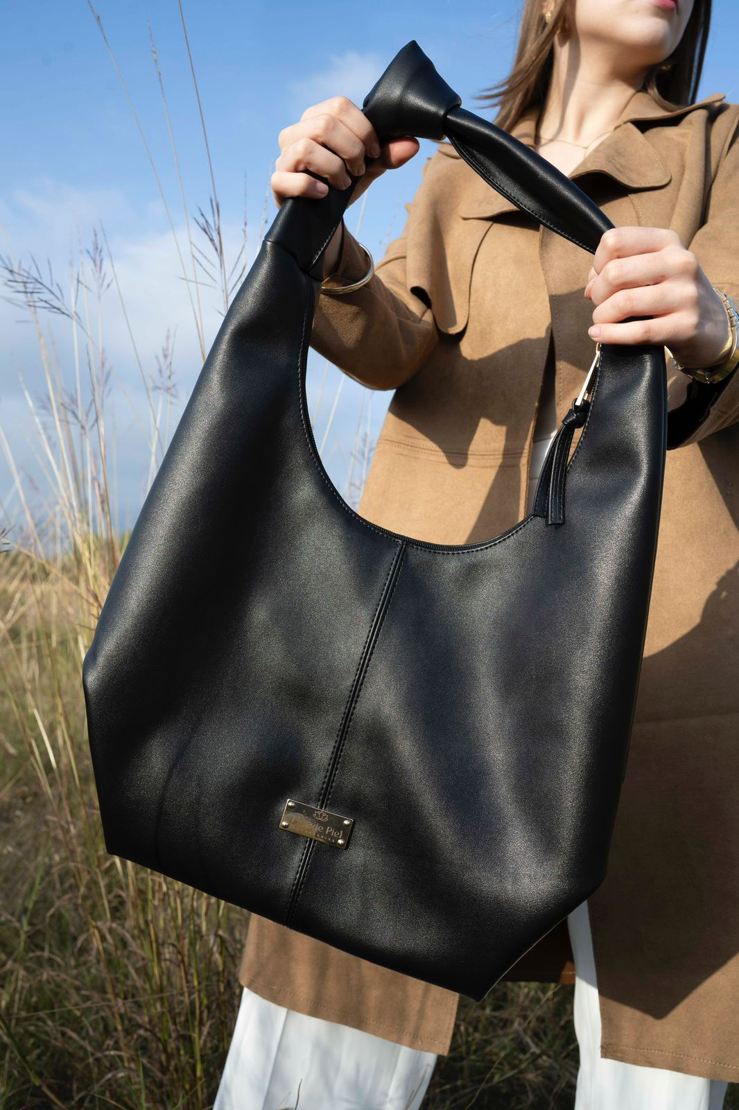 CICLAMEN TOTE BAG - NEGRO