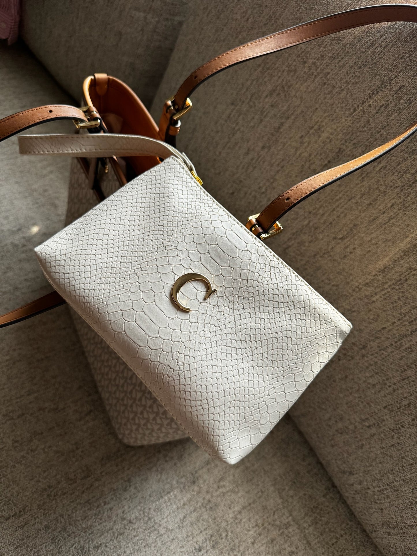 GLAM POUCH-HUESO